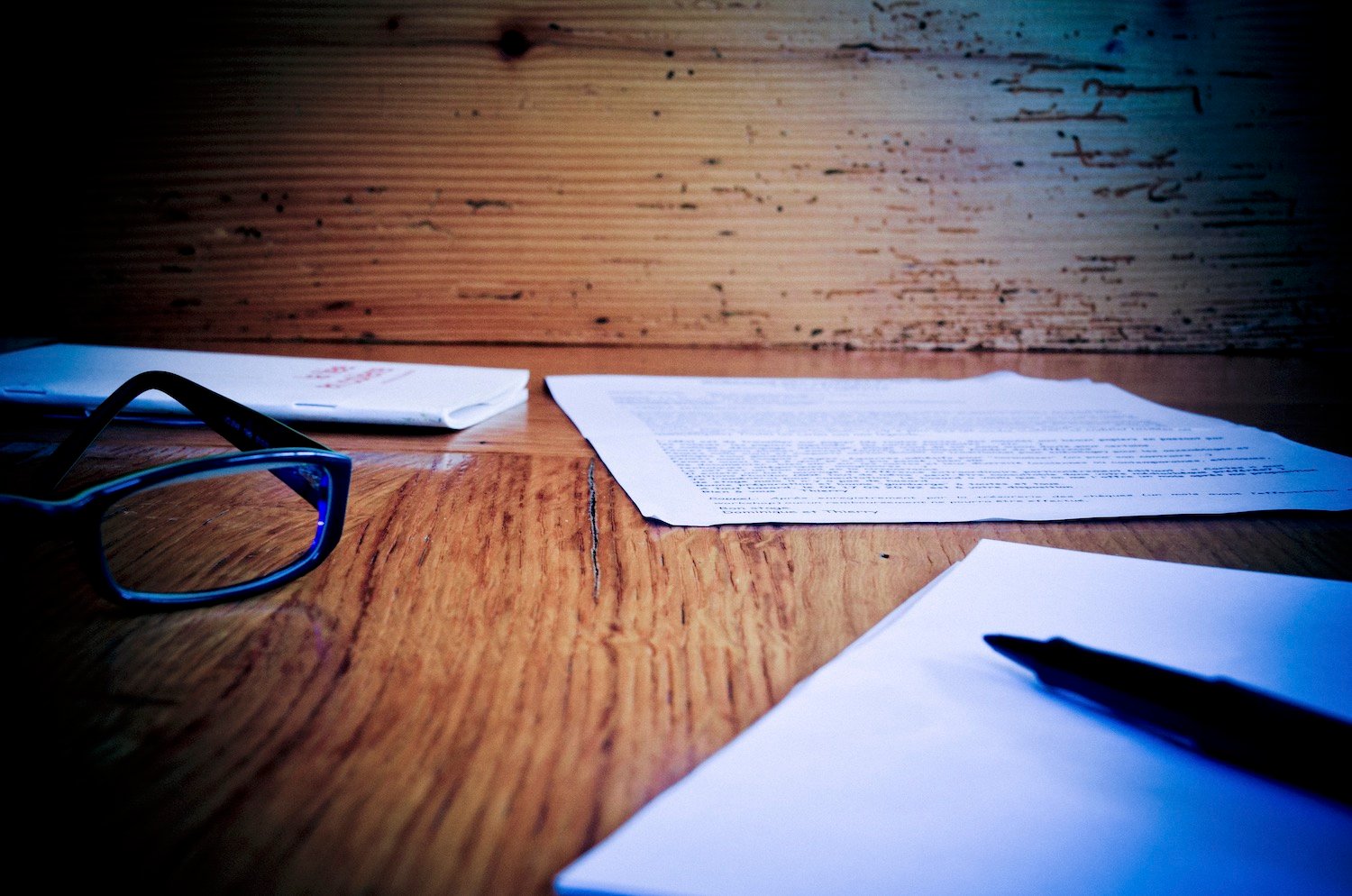 crayon, feuille écriture