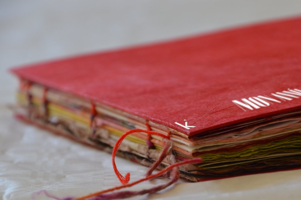 crayon, feuille écriture